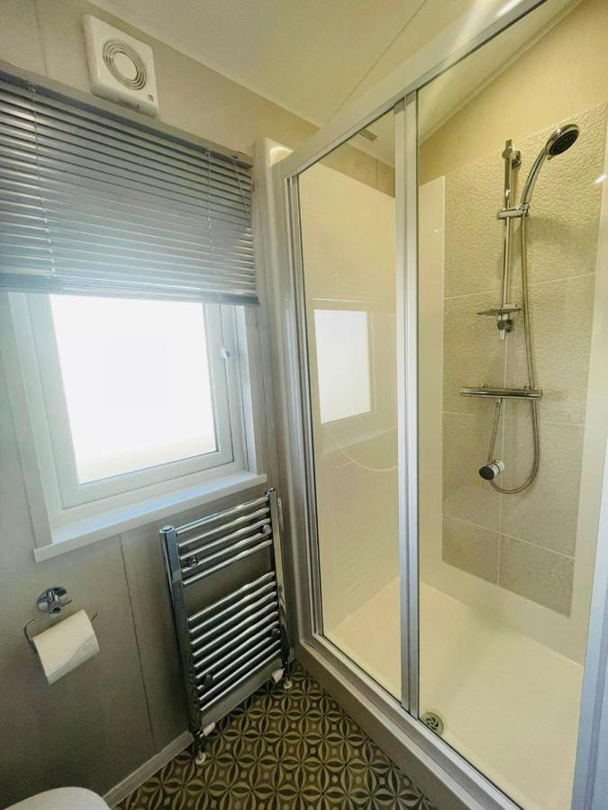 Brians Lodge With Hot Tub ポックリントン エクステリア 写真